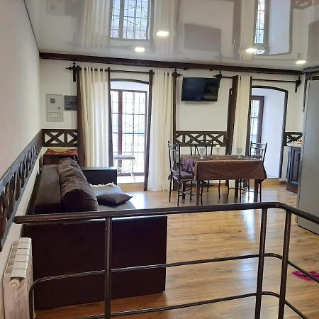 Charlotte -Двухуровневая Студия В Центре Kremenchuk Bagian luar foto